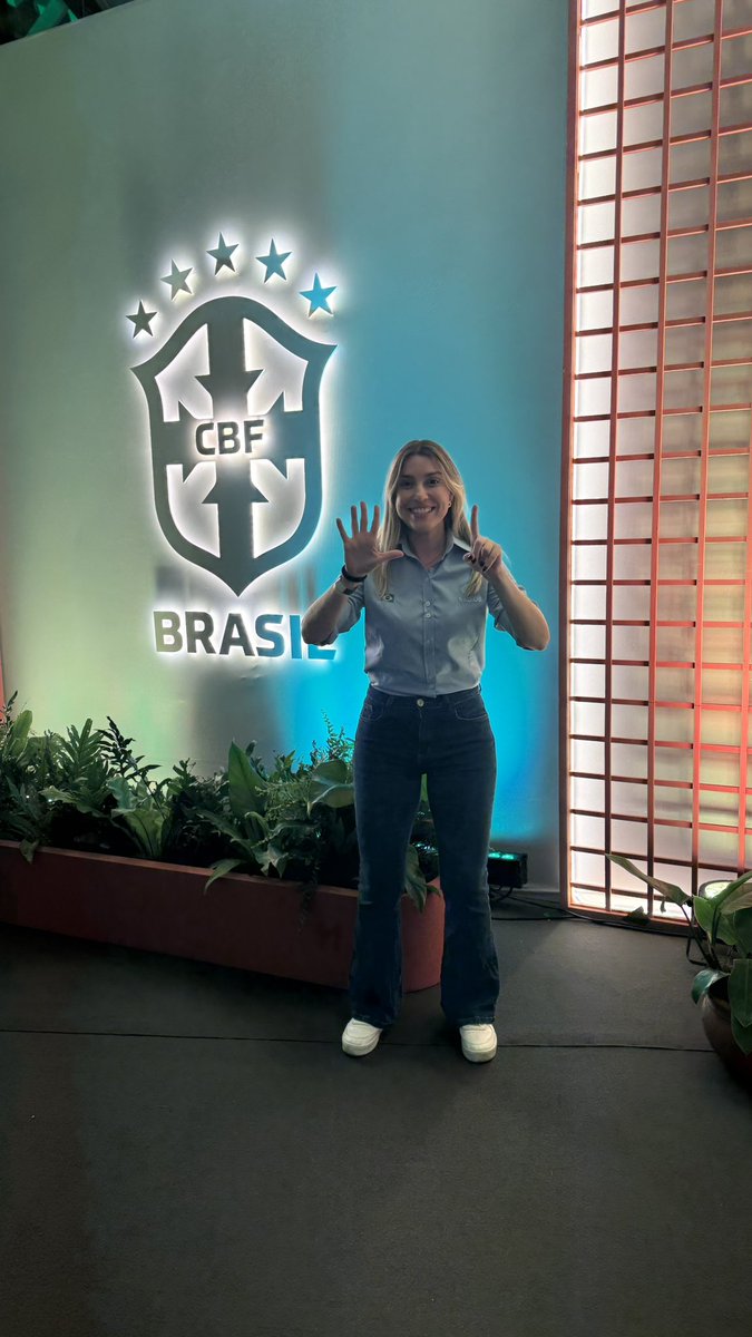Alinne Fanelli tweet media
