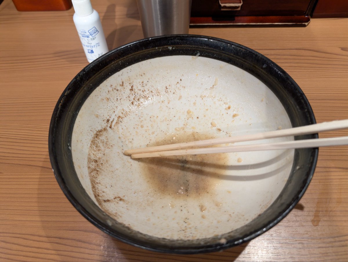 entangleInc's tweet photo. 東京駅近くで会合がある度に、駅構内でラーメンを食べます。今日のみそラーメン屋さんどストライクでした😊 https://t.co/MqE9vGsJ5y