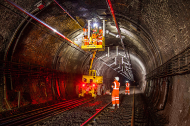 networkrailwest's tweet photo. ⚠️ 2 weeks of work starts tonight in the Severn Tunnel &amp; South Glos

🛠️ We’re upgrading electrification equipment in the tunnel and replacing track &amp; drainage in Filton &amp; Patchway.

🚍 23 May - 8 June buses replace trains Bristol Parkway↔️Newport https://t.co/eybkK1GEXN @GWRHelp https://t.co/kEqdHrNRhE