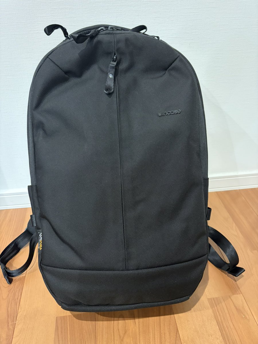 KING_11Ryo's tweet photo. 新しいバッグ❗️
バックパックとショルダーバッグ😃
＃incase

https://t.co/rLiweh0Pcp https://t.co/zbOgpzo3be