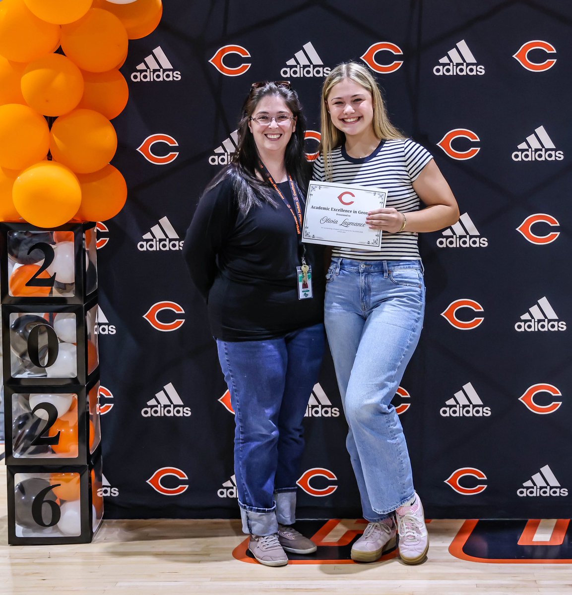Olivia_Laymance_2028🥎 tweet media