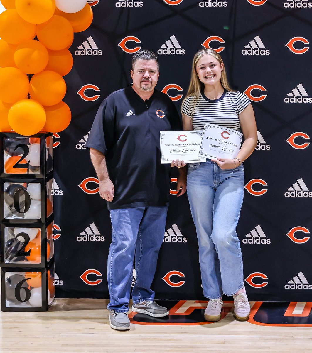 Olivia_Laymance_2028🥎 tweet media