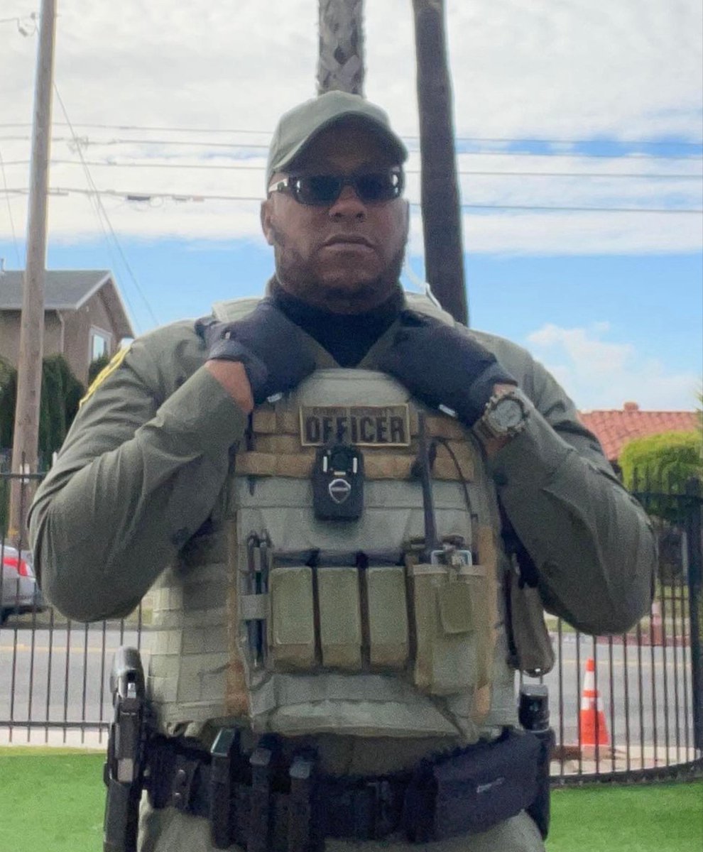 Jawnmard1's tweet photo. May Allāh grant the hero, Amin Abdullah, the highest ranks of Paradise for giving his life in protection of the San Diego Muslim community. https://t.co/MDjIygxxUX