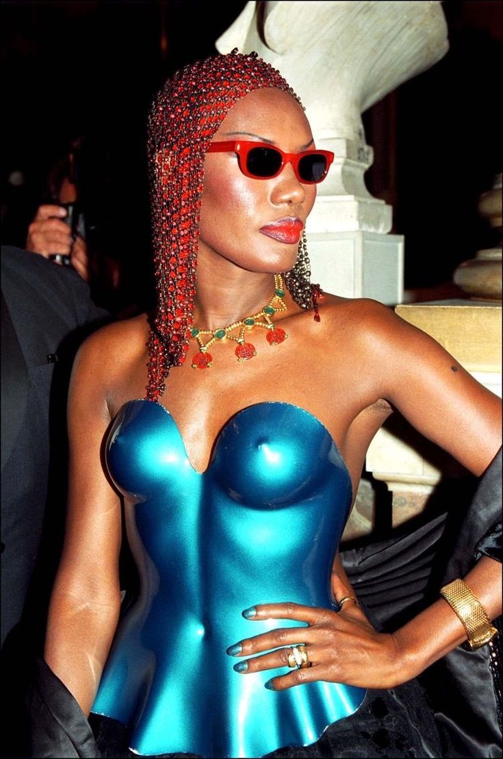 𝕶𝖆𝖑𝖊𝖎𝖉𝖔𝖘𝖈𝖔𝖕𝖊 𝕰𝖞𝖊𝖉 𝕲𝖎𝖗𝖑 tweet media