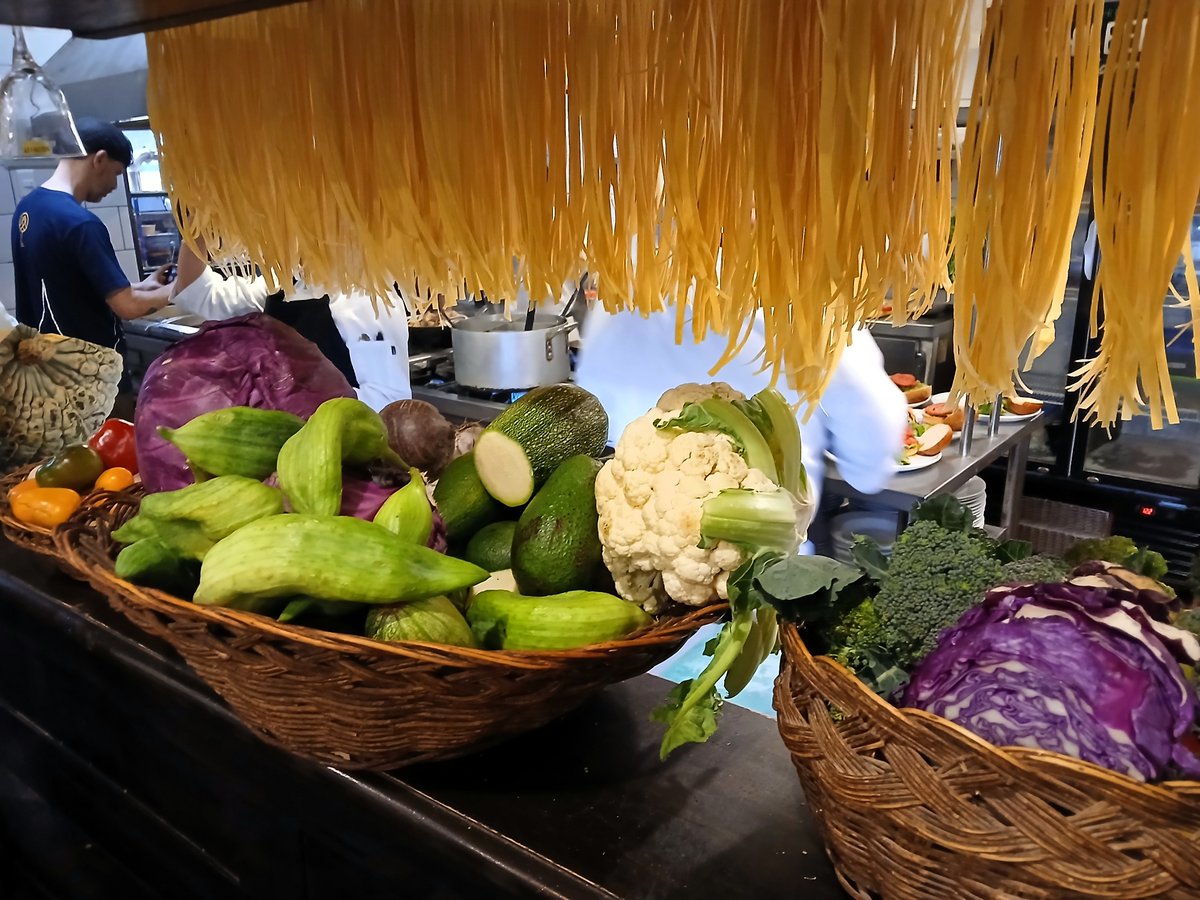 wineandhistory's tweet photo. 3/23/2026
Lunch in #Ollantaytambo was at El Albergue; I had the Alpaca Burger. Then we had liquor & coffee tastings at El Albergue Farm. Everything was delicious, & it was fun to learn about how they made their products. #Peru #SacredValley #travel #tourist #foodie #distillery https://t.co/6nL4WZvQ9H