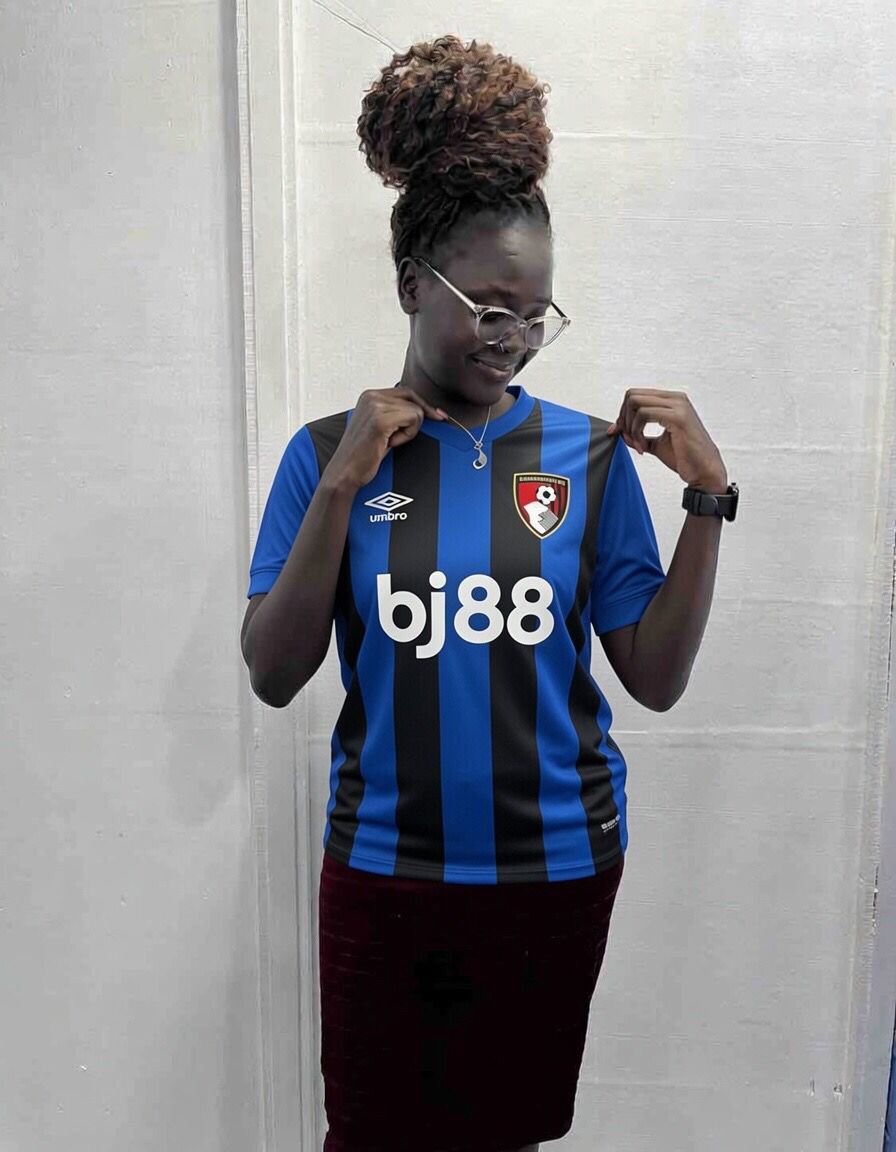 GiftGrace01's tweet photo. Friends of Bournemouth since 1999🤭 https://t.co/FQez61iA9k