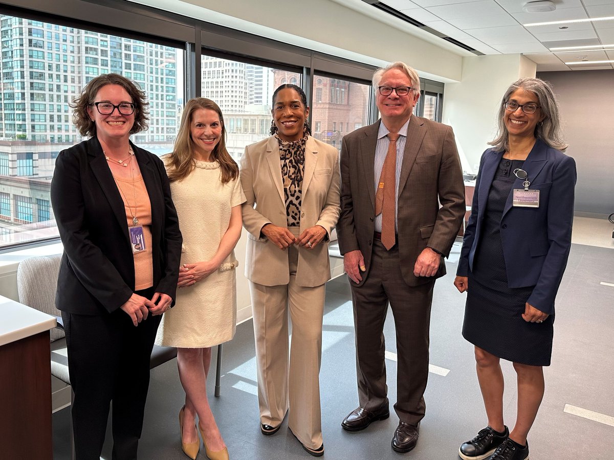NorthwesternGR's tweet photo. Thank you, @LtGovStratton, for an engaging conversation around the IL Healthspan Initiative at Northwestern’s Human Longevity Lab. IL is at the epicenter to drive innovation and new discoveries in healthspan science, economic development, and aging equity. https://t.co/sIBzZri7W2