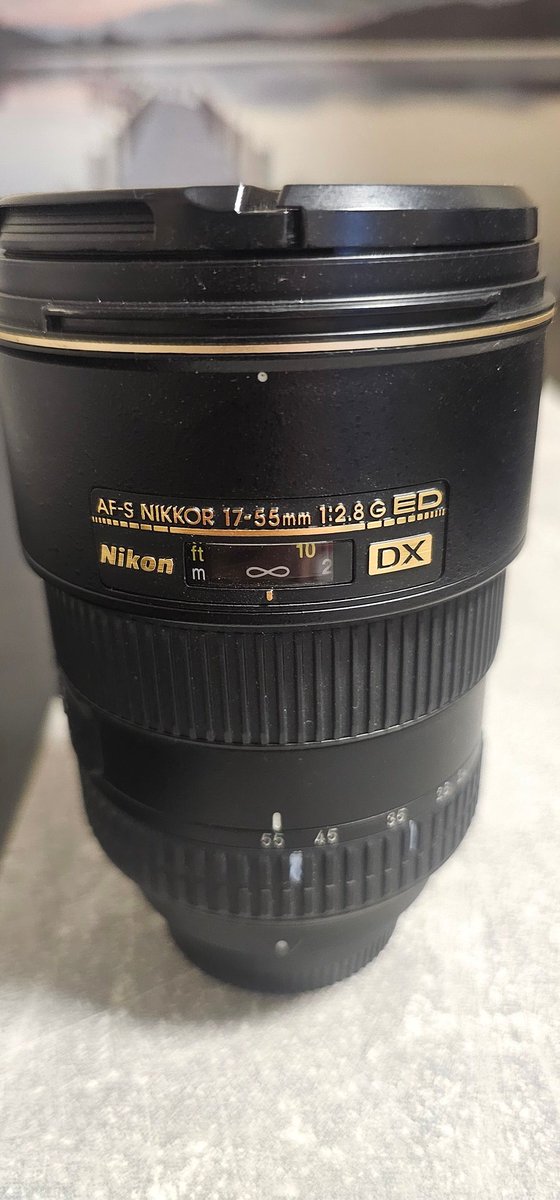 antdo5's tweet photo. Ahoj, kdyby měl někdo zájem, prodávám nikon D5600 v perfektním stavu. První majitel, 3850 snímků. Origo nabíječka, 3x objektiv (2x setovy, 1x top) brašna. Cena 20.000 Kč, osobní předání v Praze.
Za retweet koťátko, za kecy blok😊 https://t.co/VuQdlE4qH9
