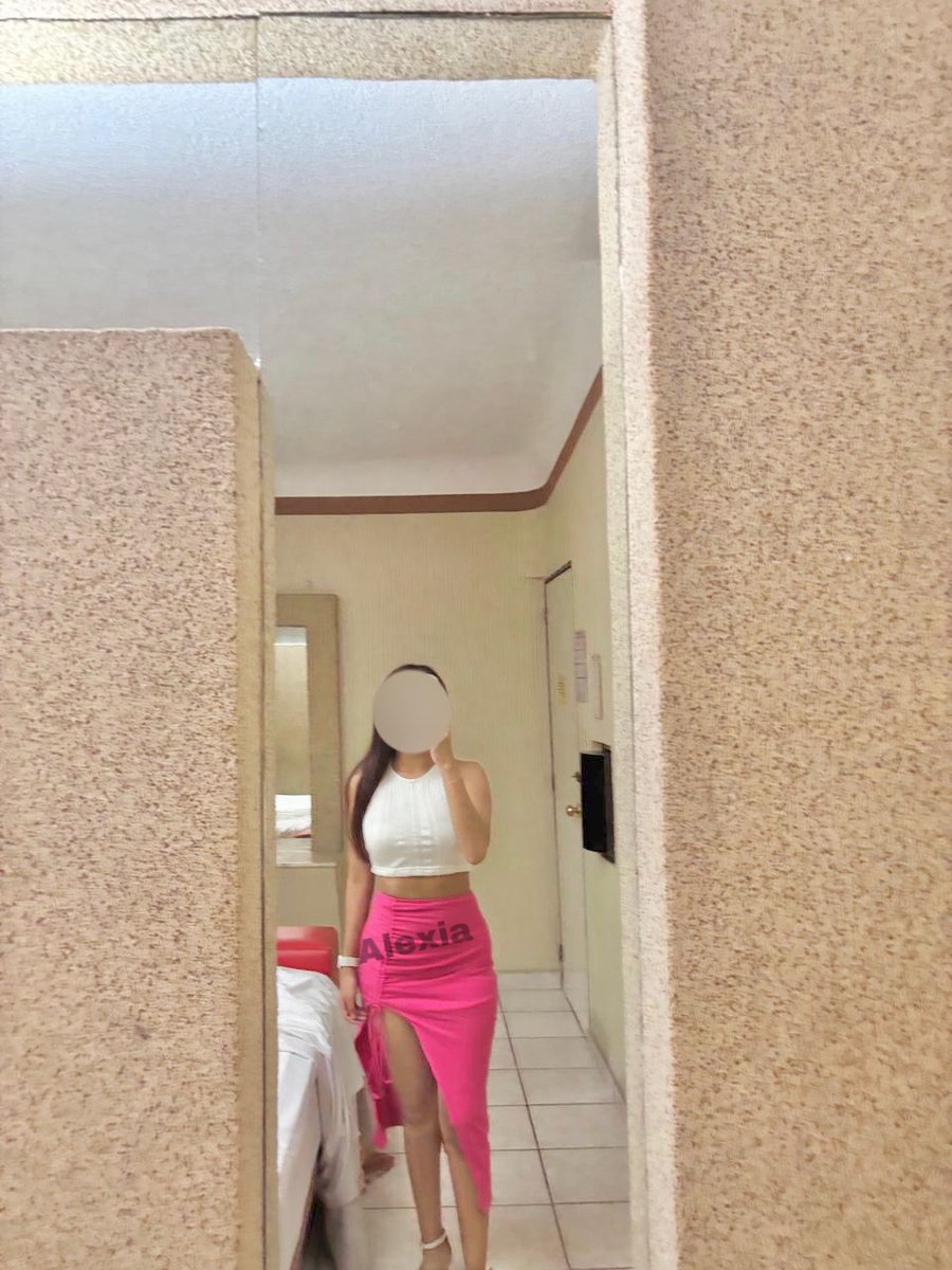 AleVipScor's tweet photo. Holis, ya ando disponible en Morelos 📍 
Cuerna, Jiute, Cuautla,Temixco,Jojutla 🥵
Super disponible para consentirlos, mándenme mensajito de WhatsApp para apartarles 🤤
7774410034 ❣️
Recuerden unirse a mi grupo Priv de Telegram 😈 https://t.co/ccodnvY6mu