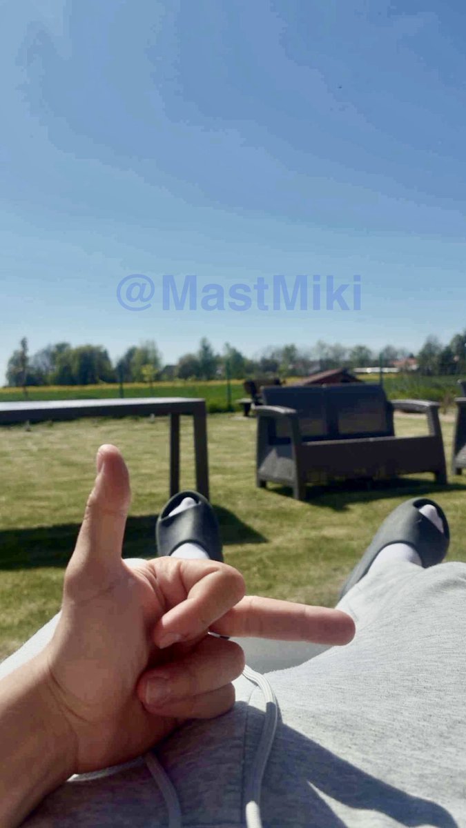 MikiMast tweet media
