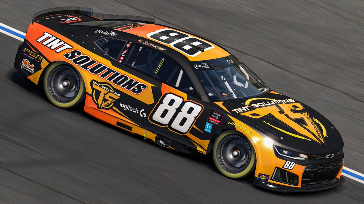 MalikRayTTV's tweet photo. First race under the @JRMotorsports banner. Tune in tonight at 8:15ET to see how it all plays out https://t.co/0dlWPnEP19 https://t.co/sZIKV8awBi
