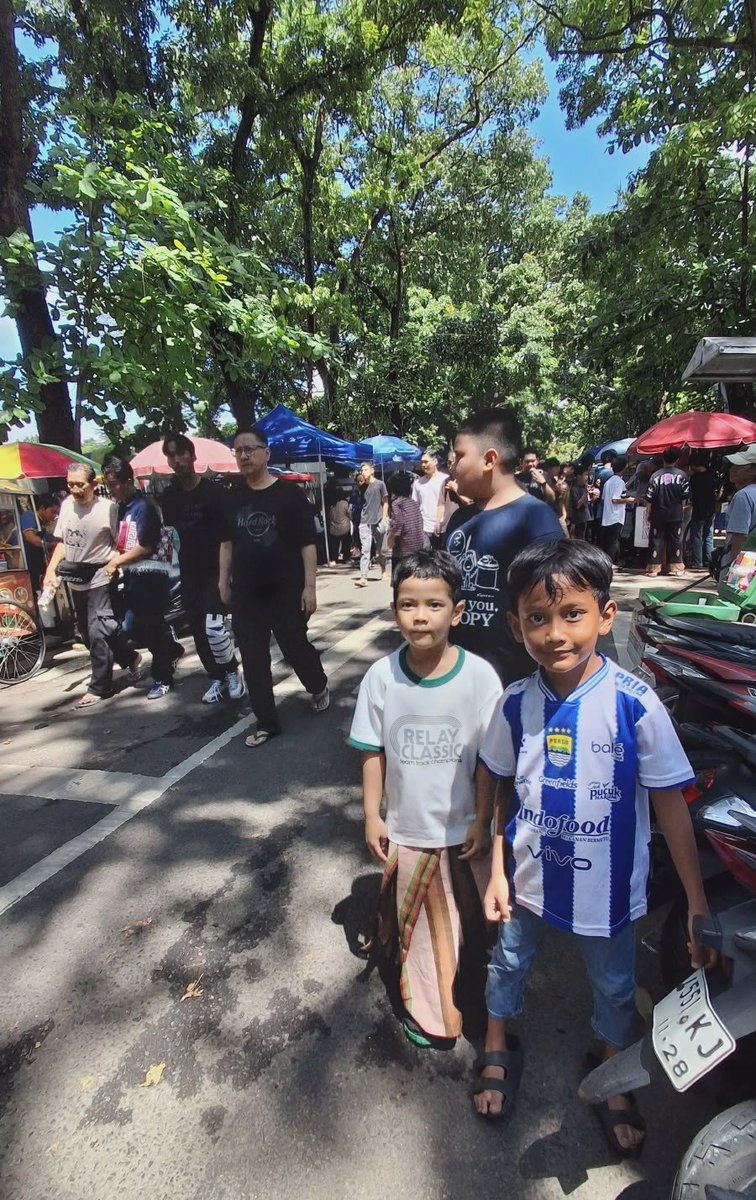 17faris's tweet photo. @Mah5Utari Kapten Adeng Sehat, Beberapa minggu lalu Jumatan brg di Mujahidin Lodaya. https://t.co/MEl8126qSD