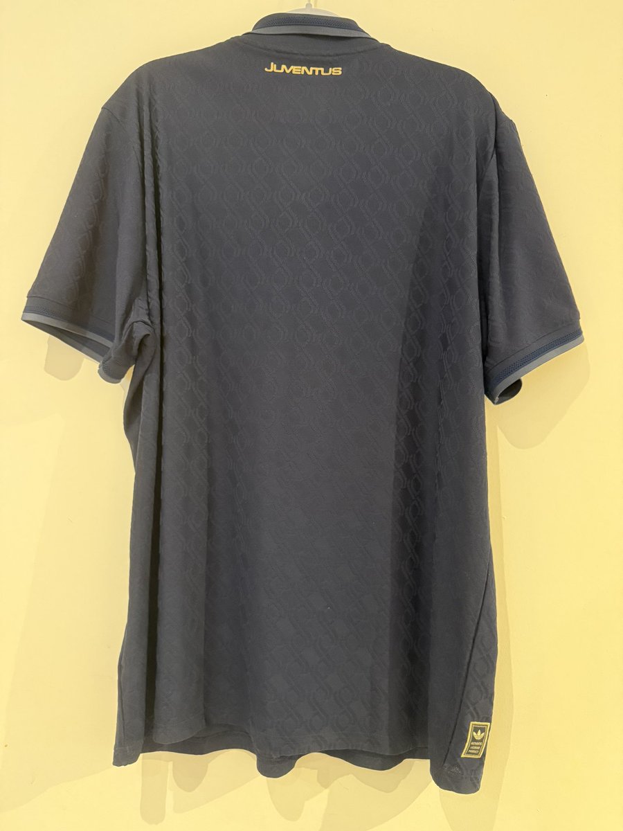 AMShirts tweet media
