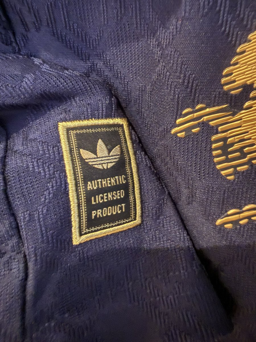 AMShirts tweet media