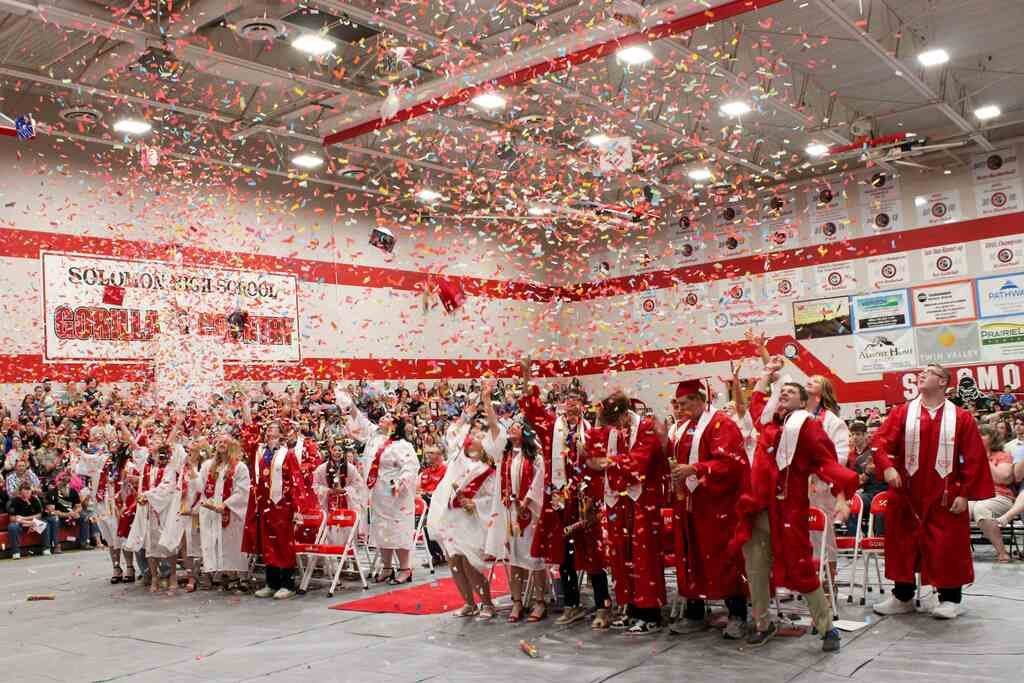 SolomonSchools's tweet photo. The full recording of graduation, with sound, is available on our Youtube channel! 
🔗 https://t.co/qjeJ4HgN9E https://t.co/tAcrG8bdUU