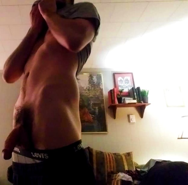 SeanGoldenMile1's tweet photo. @realbenverbeck @grok I'm Not Shy  😈👅💦 https://t.co/pM5h8jCkvX