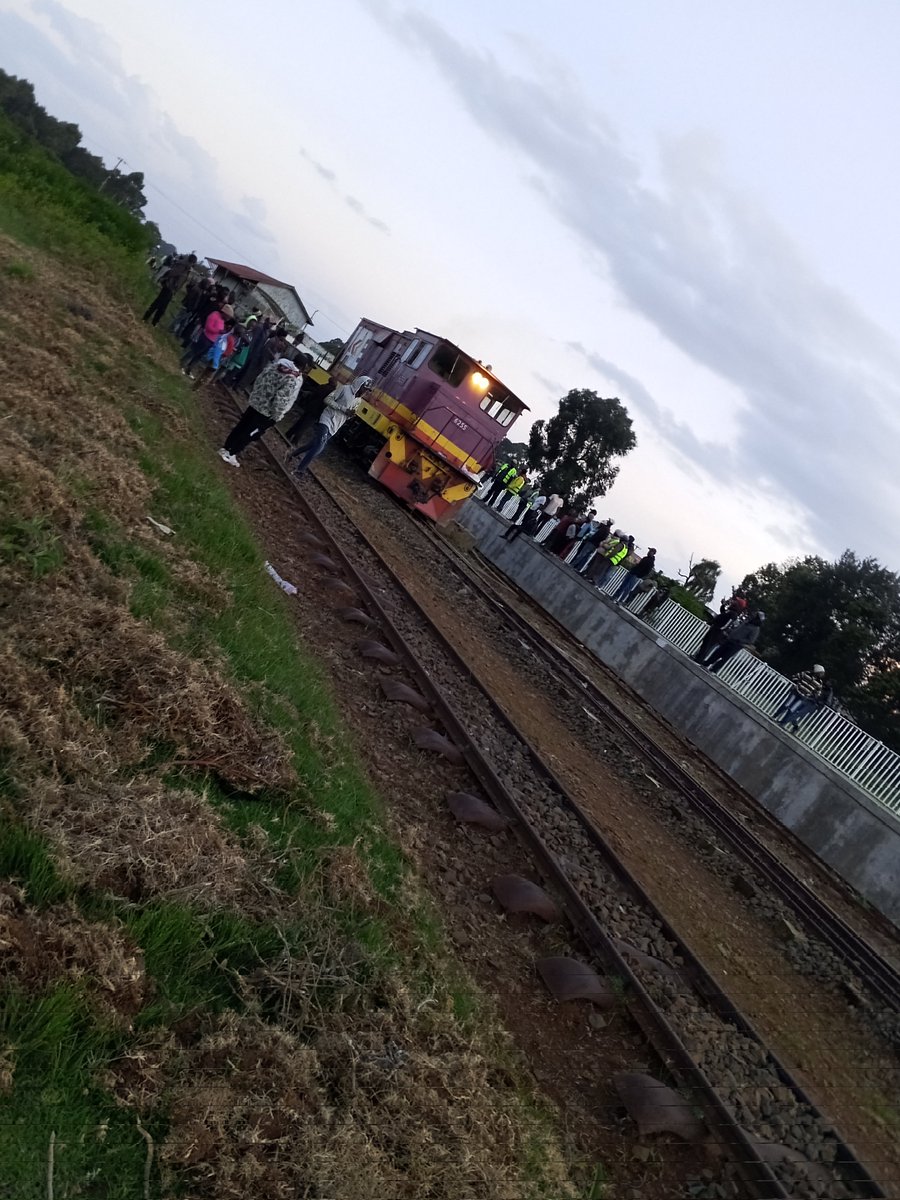 Kianangih's tweet photo. A rare sighting at Nyahururu Railway station today 

A train has "parked" at the station's platform several decades after the last one. https://t.co/Ew9xpYnP7h