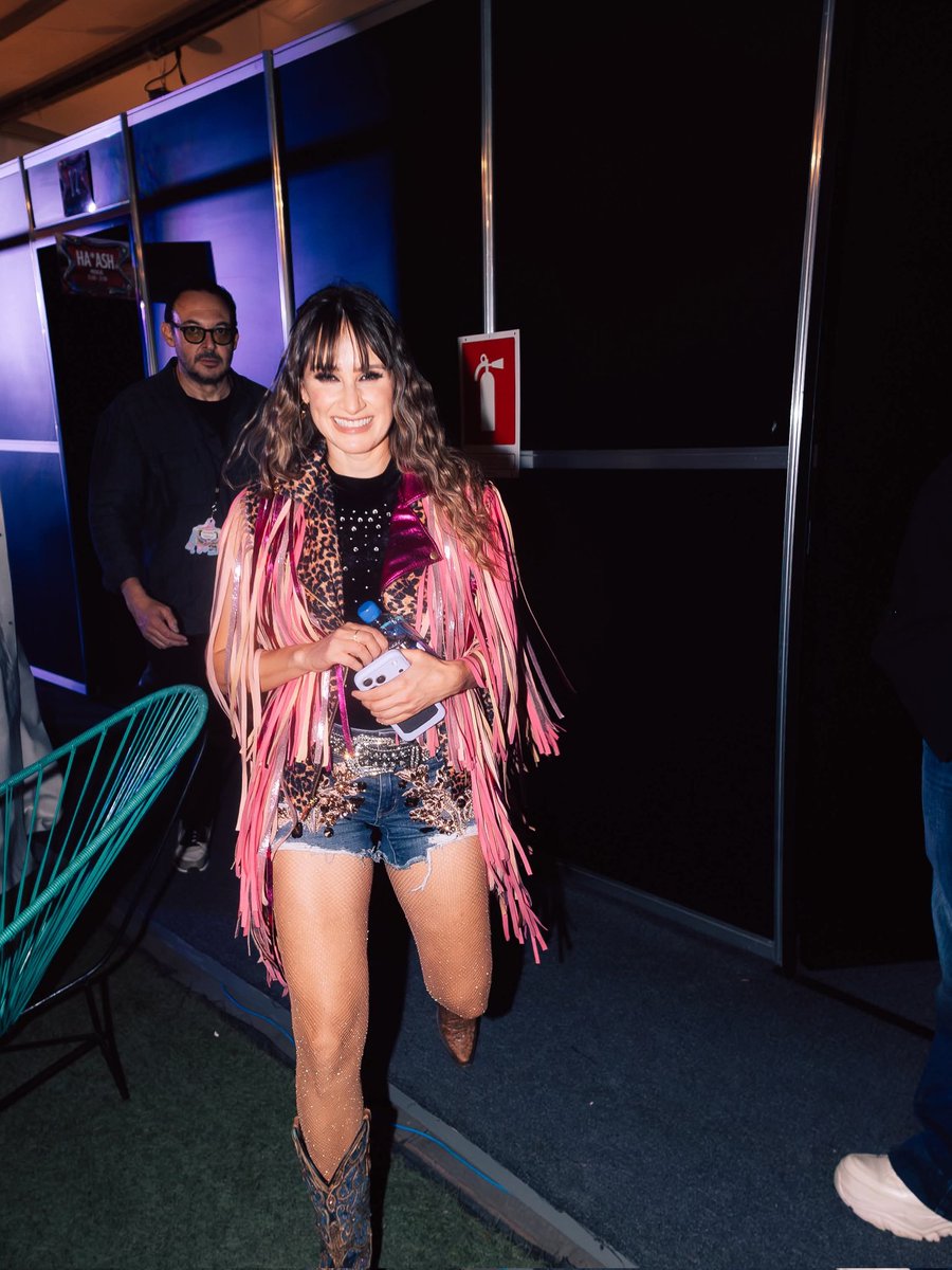 aled_lopez1's tweet photo. Que bonita el amor de mi vida, mi #1 por siempre @haashoficial https://t.co/qLDPFl5T5d