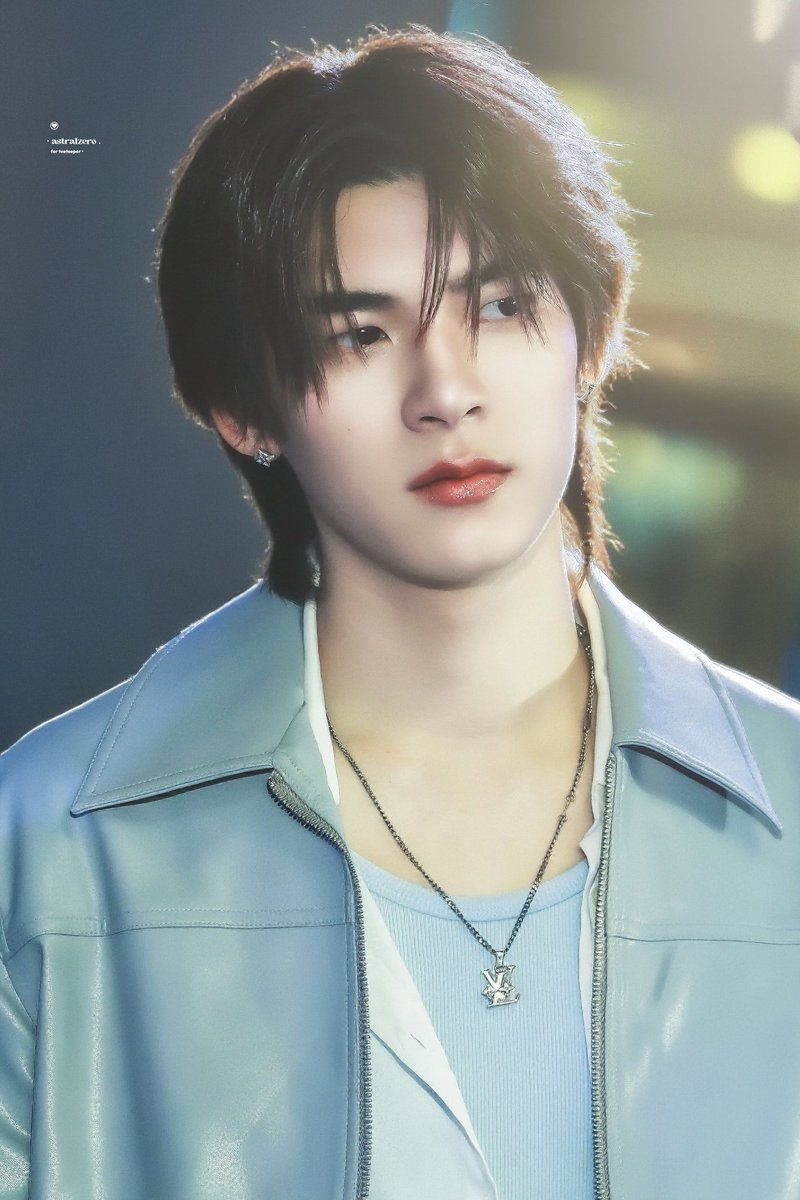 𝐚𝐬𝐭𝐫𝐚𝐥𝐳𝐞𝐫𝐨. tweet media