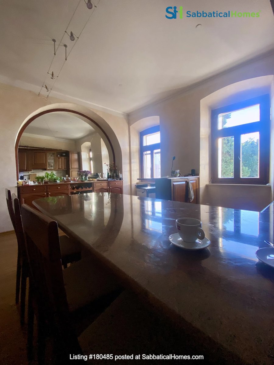 SabbaticalHomes's tweet photo. Apartment in historic Pula overlooking the sea, steps from Roman landmarks, cafés, markets, and the waterfront promenade along the Adriatic coast.

https://t.co/YpAtV8lwIR 

.
.
.
#sabbaticalhomes #sabbatical #Academictravel #academics #Croatia https://t.co/jM1zqlyvAd