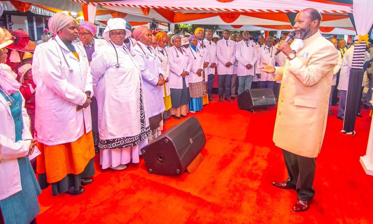 VictorMacharia_'s tweet photo. Top doctors have come out publicly to testify  on the #EndTimeVisitations by confirming that truly HIV/AIDS has been healed only by the BLOOD OF JESUS https://t.co/buITOxSVWC