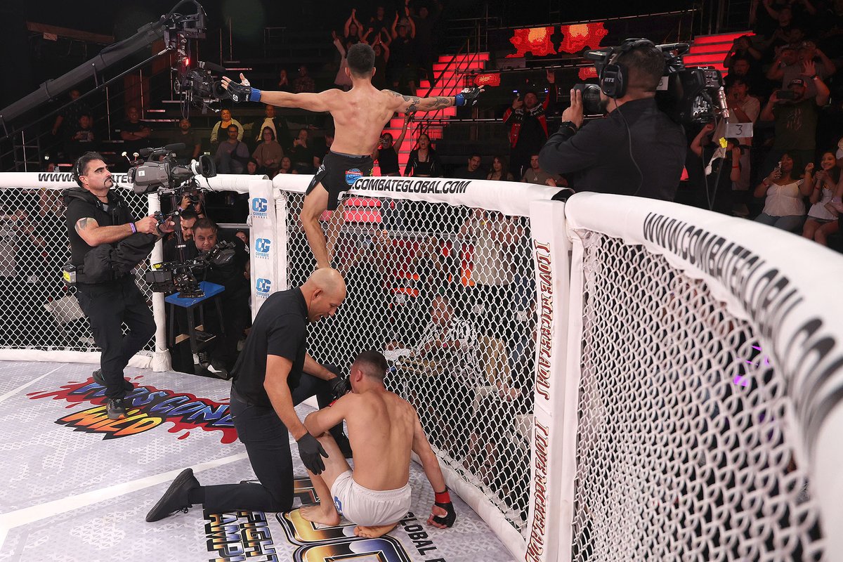 combateglobal's tweet photo. Combate Global 🇲🇽Mexico vs 🇺🇸USA - Part II

💪 Gianni "Kriptonita" Vazquez 
vs 
👊 Kamronbek Ortikov

👀 Cageside View - OneRoundGetDown (IG@)
🔥 TKO Highlights!
📸 Victory pic by Dave Mandel (IG@)
📸 Victory team pic with @TBONESTEAKz 

FULL EVENT REPLAY: https://t.co/mVcA4kZ1O8

Watch the Ceremonial Weigh-Ins before reliving all the action to get the full fight week experience! https://t.co/HbKeLlLXza

Follow @CombateGlobal & Subscribe: https://t.co/KnGOPqolNp
Hit that notification 🔔 to never miss live events & highlights!

#CombateGlobal #MMA Much More Action 💥