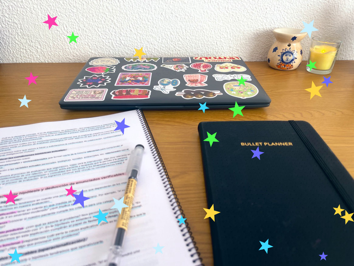 larstudyy's tweet photo. studying!! 📖 https://t.co/pGIOsVfByO