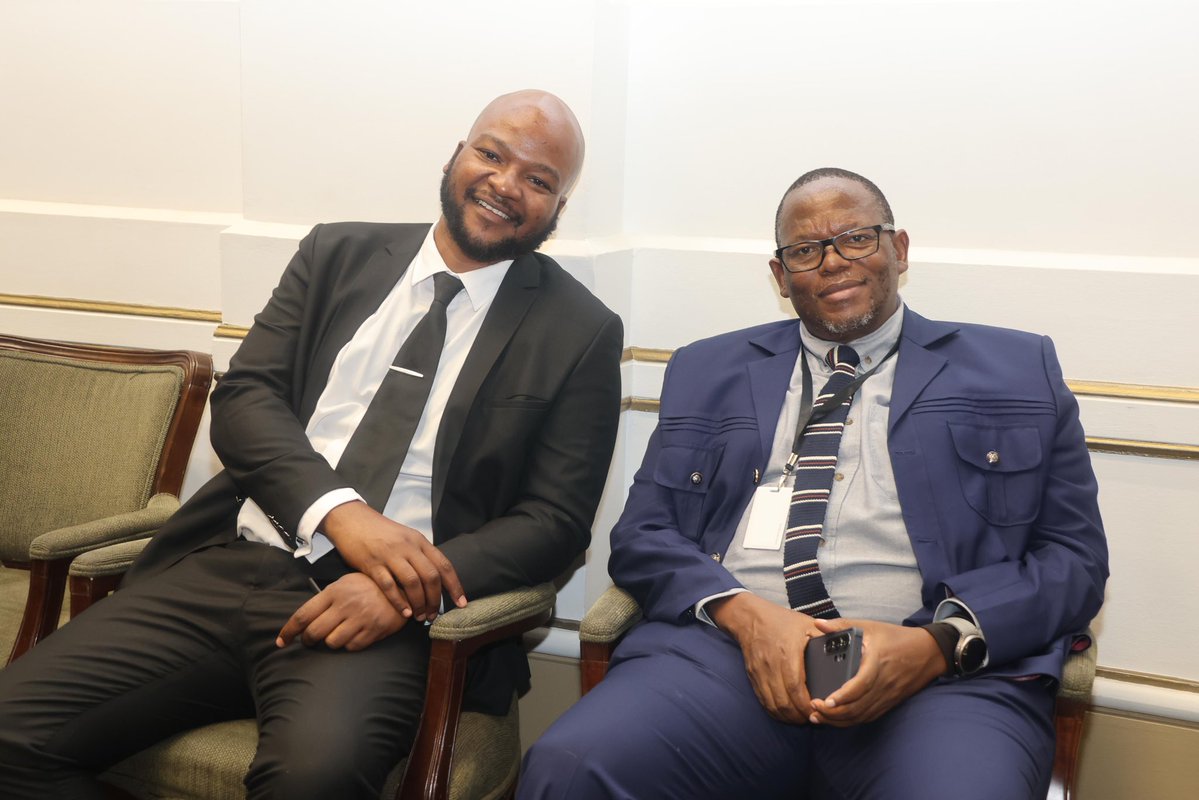 deptoflabour's tweet photo. Employment and Labour’s Minister Nomakhosazana Meth, together with Deputy Ministers Jomo Sibiya and Judith Nemadzinga-Tshabalala pose for a brief picture moment ahead of the Department’s #BudgetVote31 at the National Assembly, Parliament, Cape Town. https://t.co/5VSLX1kLfF