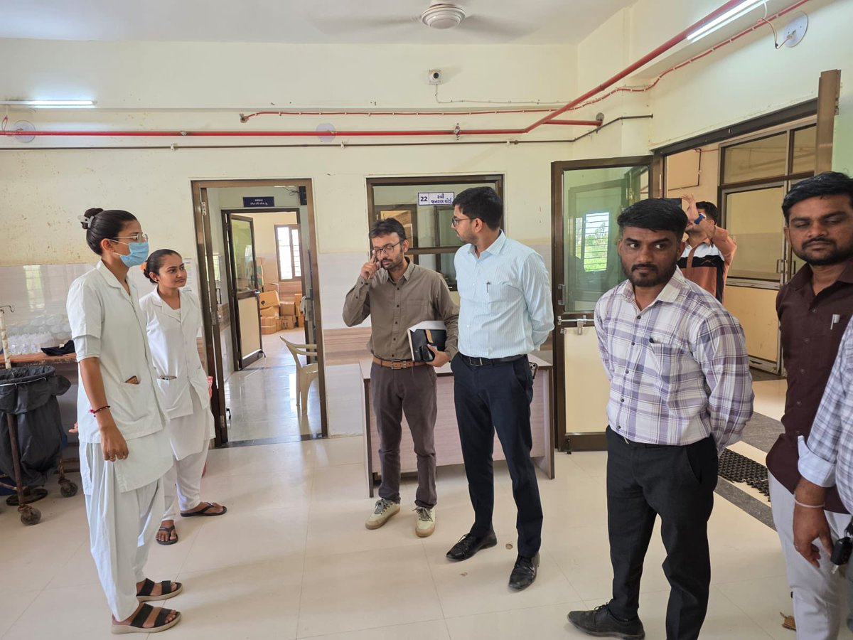 DDOVAVTHARAD's tweet photo. During the visit of the Resp. District Development Officer, Vav-Tharad to Asaragam, Asaravas and Chatarpura villages of Vav Taluka, local residents presented various issues related to education, drinking water, healthcare, Anganwadi buildings, and housing facilities….. https://t.co/qGoD7H3xv9