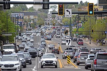 GCCChronicle's tweet photo. Brian Maass Of CBS News Colorado Reports On CDOT/RTD Schemes For BRT On Colorado Boulevard https://t.co/JaTgY0qXyC https://t.co/QW1RdX29Pd