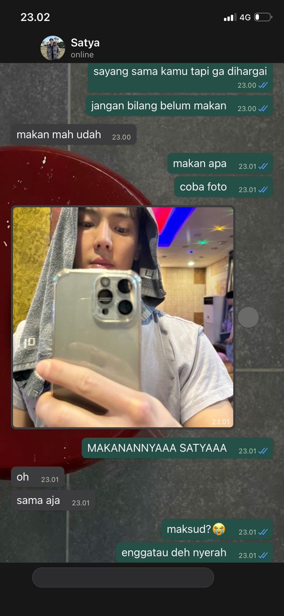 itsdysa's tweet photo. udah ditahan tahan jangan bikin jangan bikin tapi yasudah inilah cowok fiksi baru kita yg debutnya masih lama itu https://t.co/SsYlE3zmhv