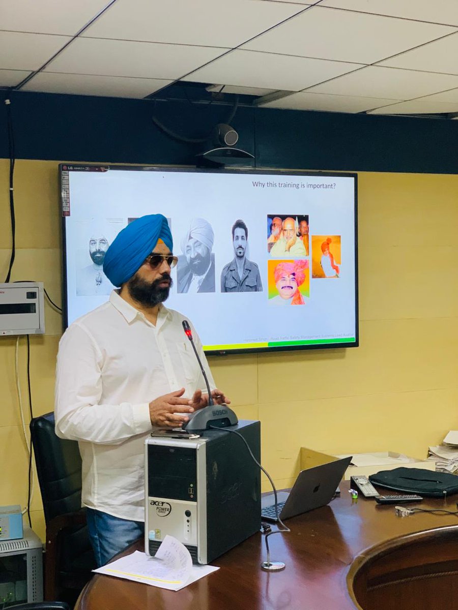 avoidaccident's tweet photo. delivered the third session of #DriveSafeArriveSafe for drivers of #MinisterCarBranch @PbGovtIndia @PbTransportDept @CMOPbIndia @SpeakerSandhwan @asraiips https://t.co/RmeIBxF0ni