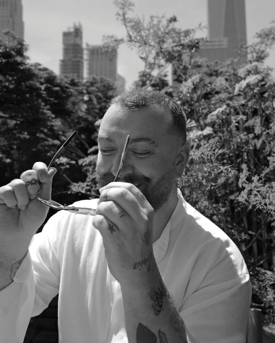 SAM SMITH tweet media