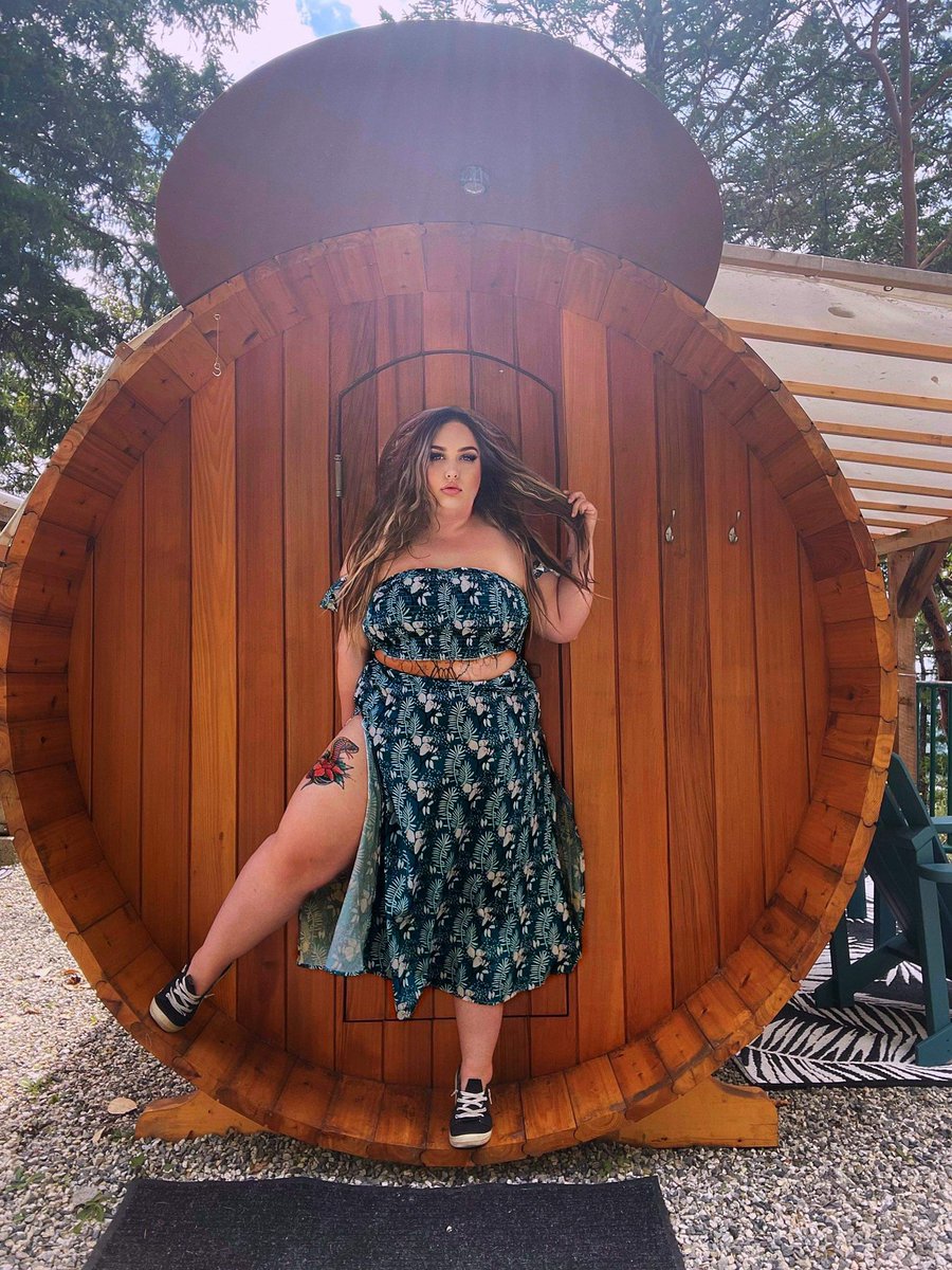 katjaspov's tweet photo. Would you come camping with a Canadian girl like me? 🤪 https://t.co/7suLQrCWfK