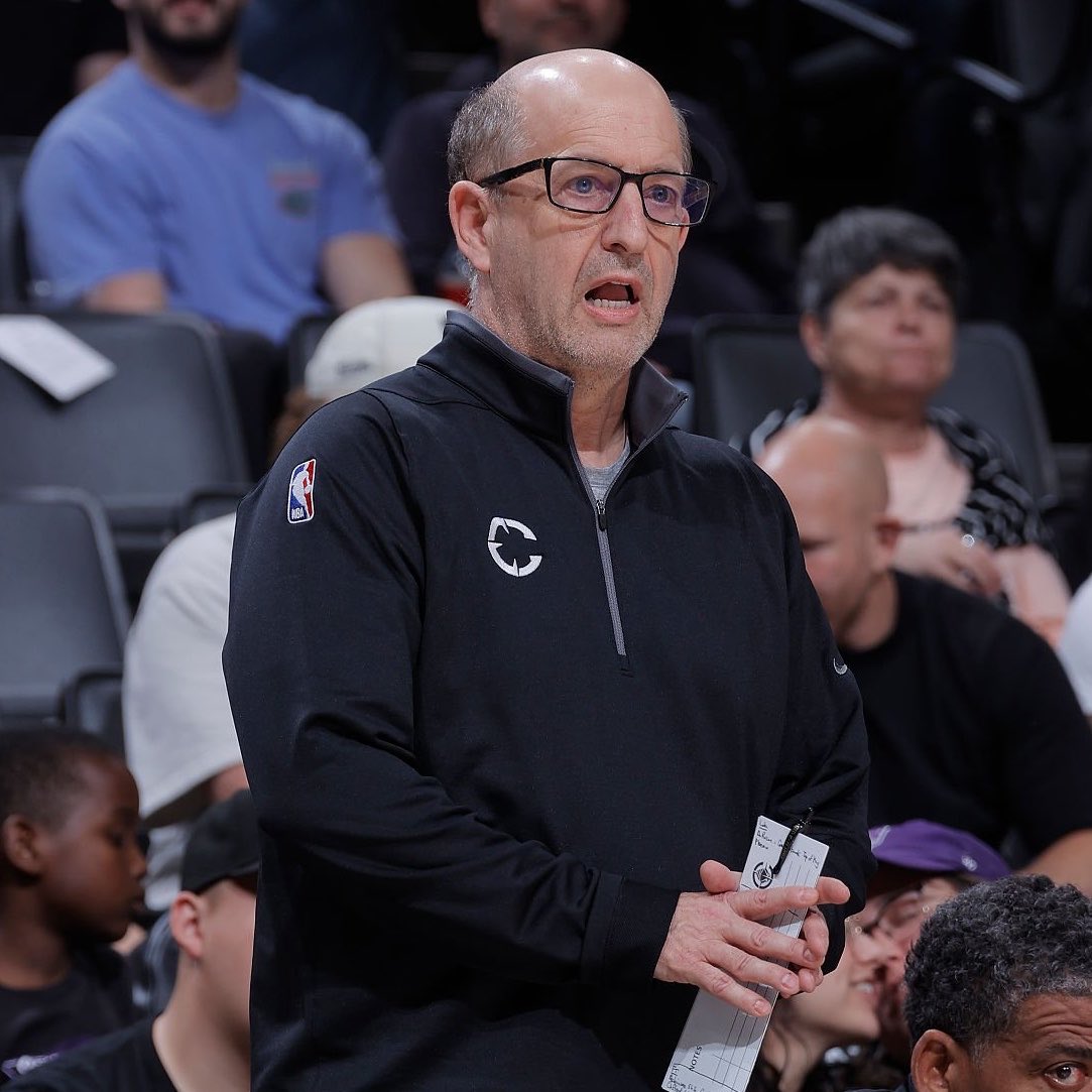 APHoops tweet media