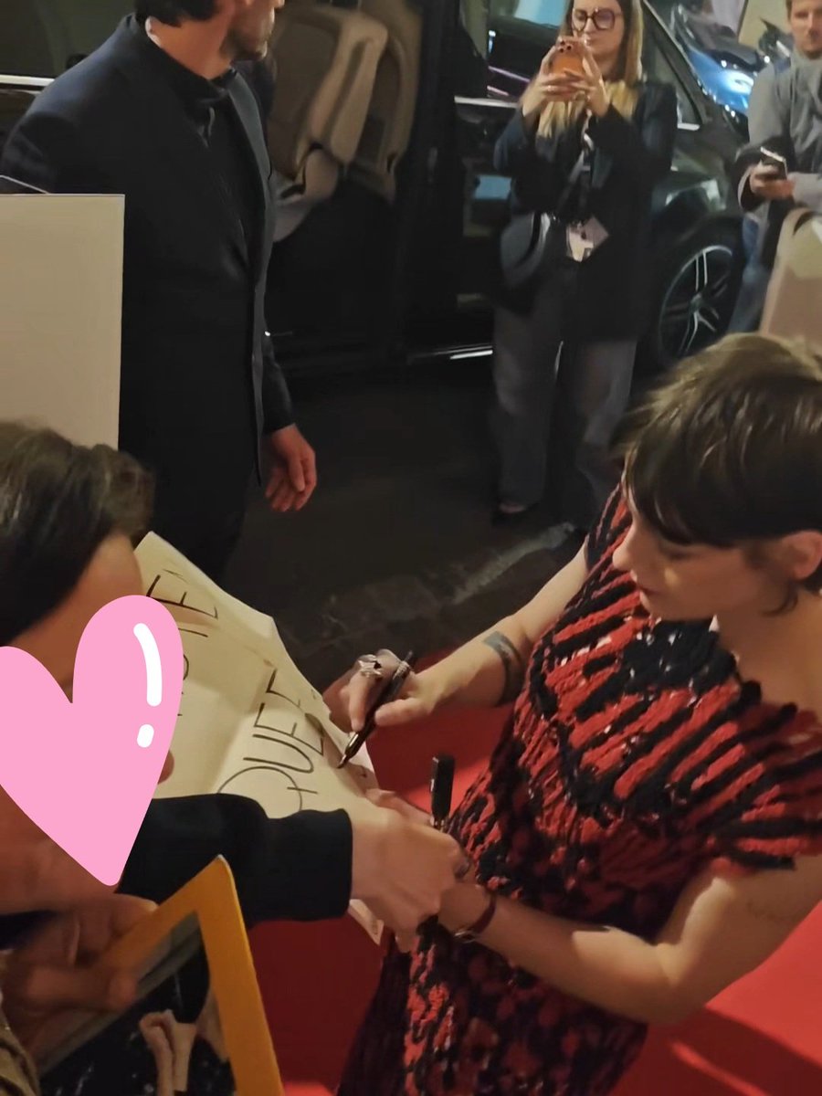 Addictoski's tweet photo. Forever grateful for her 💗 #kristenstewart #cannes2026 https://t.co/YM1Vdjkzjr