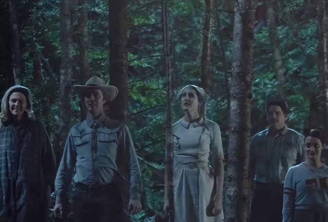 Joshwydd_'s tweet photo. What if the monsters only come out at night because you can only escape the town when it’s dark? https://t.co/8Etr3SuACW
