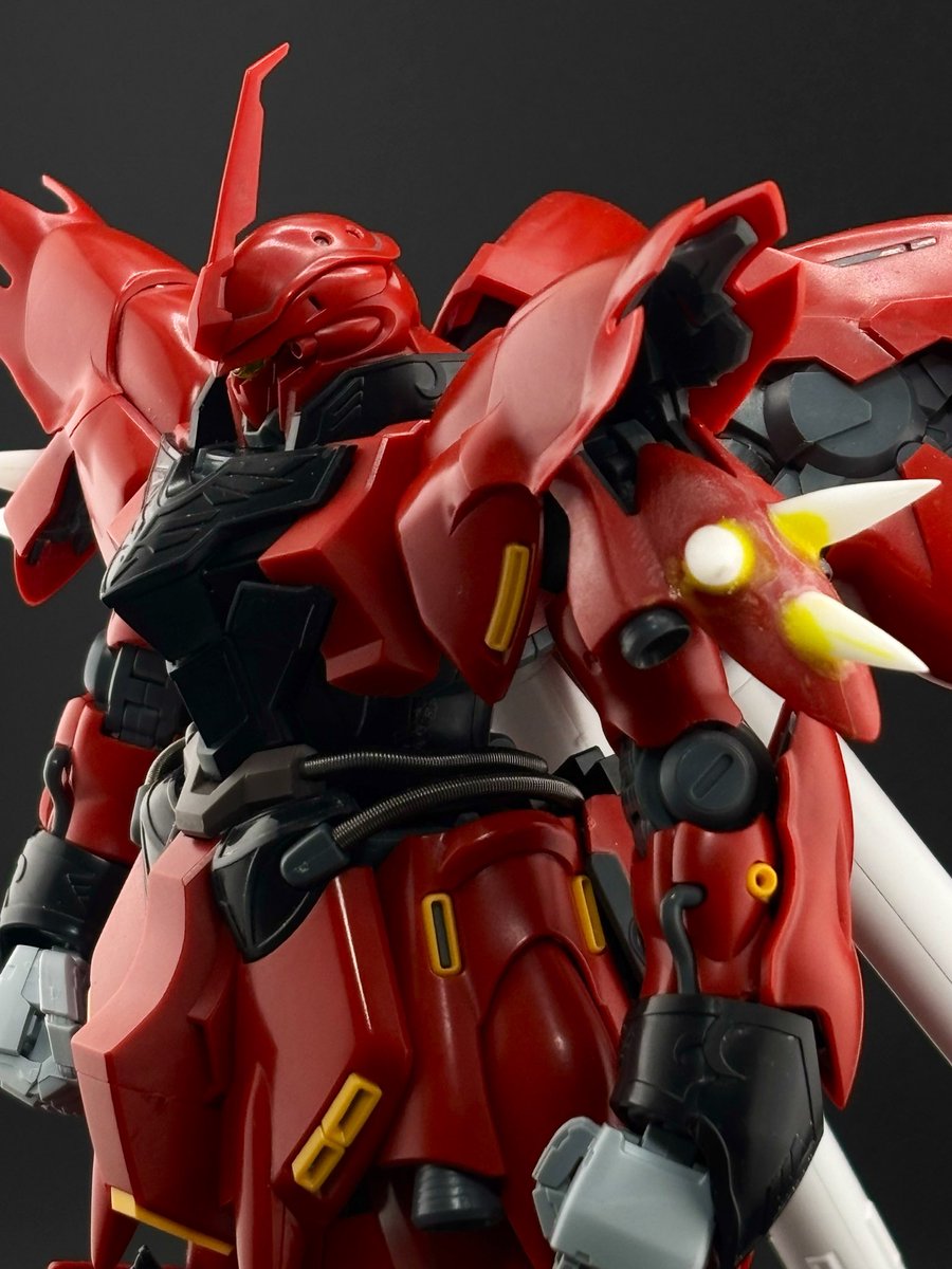 dandekavitaC's tweet photo. シナンジュプロジェクト Part.4
肩のトゲトゲを両側準備完了
表面���理とかは各パーツごとの改造処理の時に改めて実施。

結構印象変わったなぁ、良いぞ！ https://t.co/ed0ycdrBeW