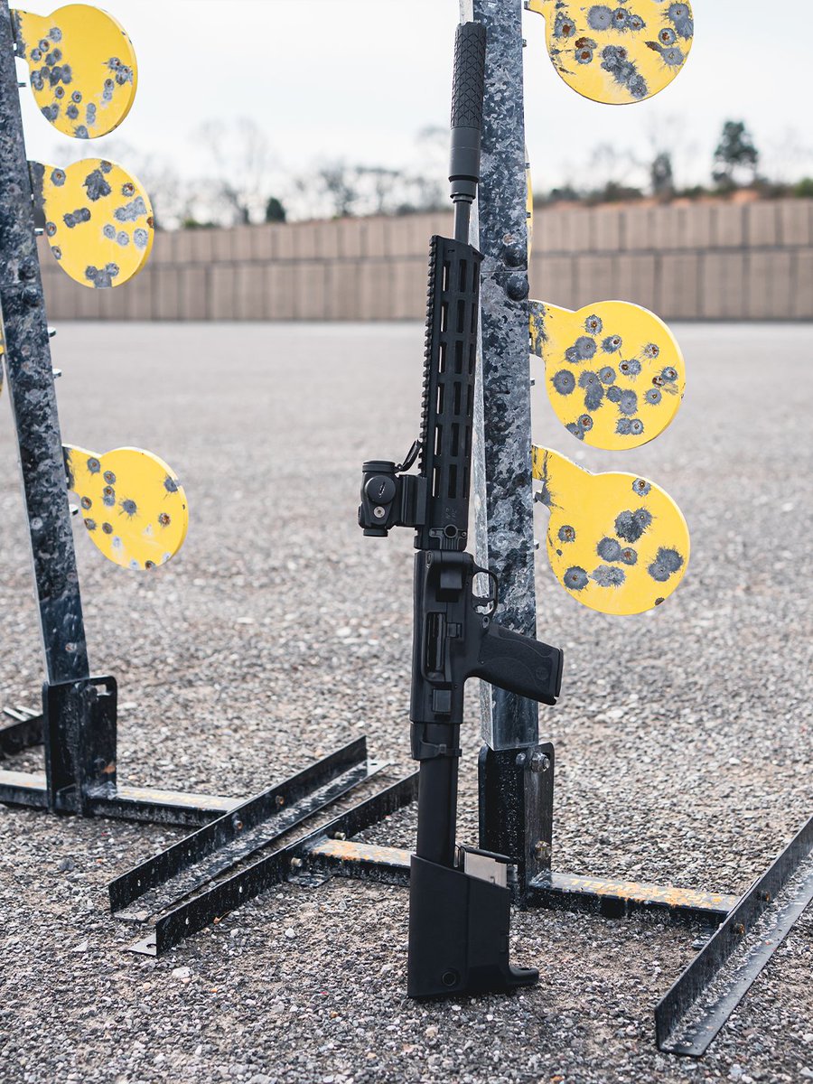 Smith & Wesson Inc. tweet media