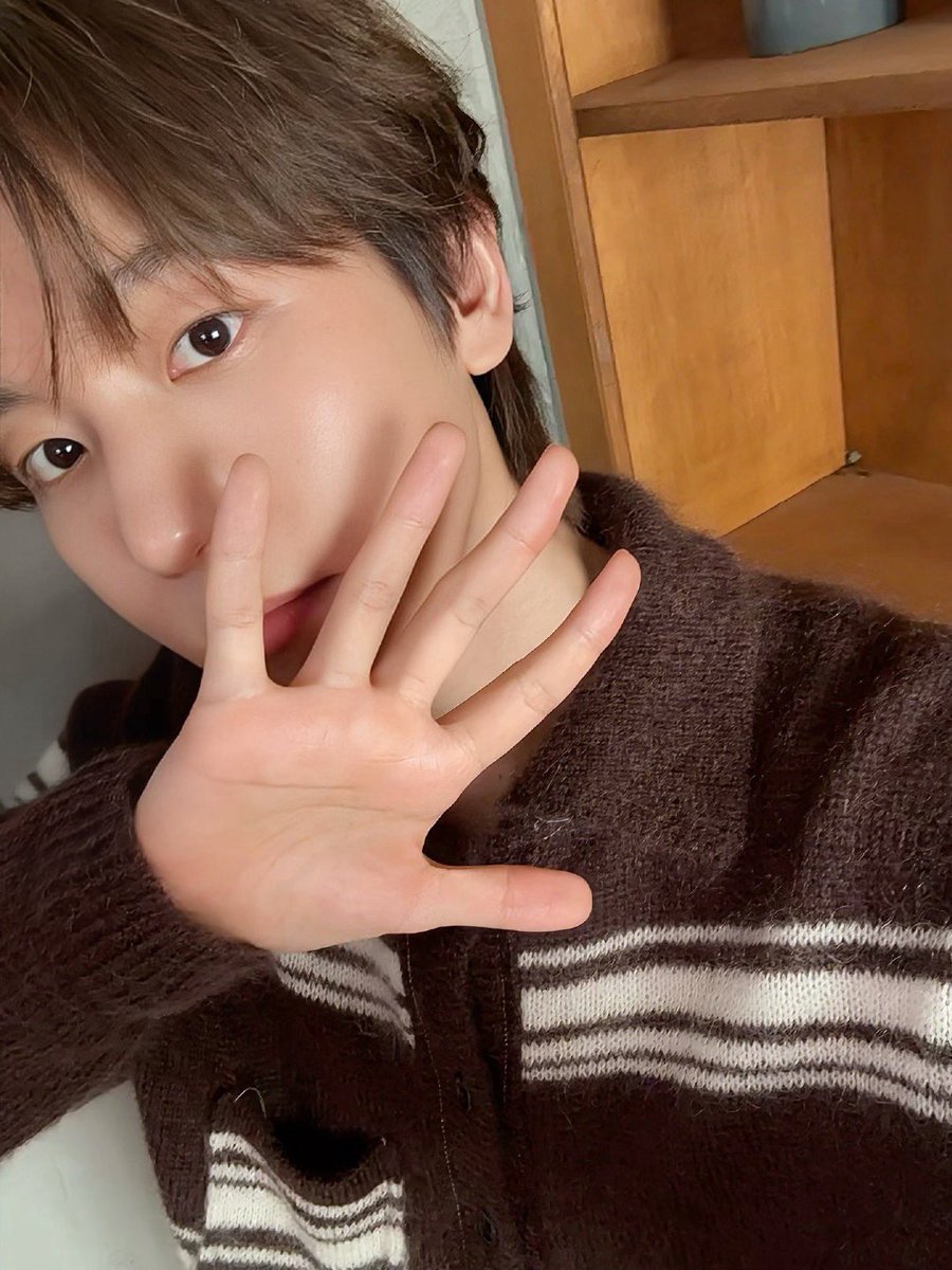 몽디✨ tweet media
