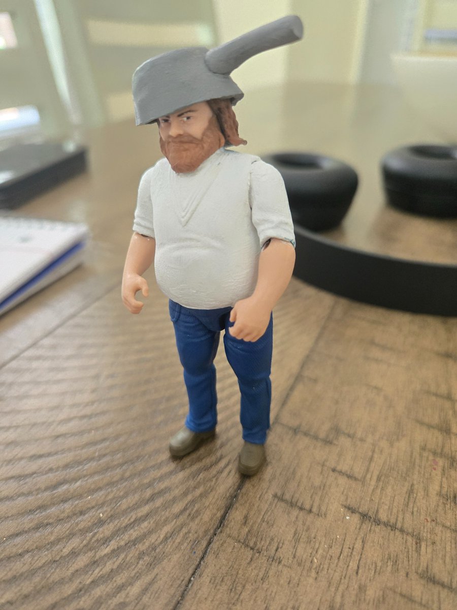 blorbenz's tweet photo. @DiegoElProo456 All im saying, jack black would be a fantastic crazy dave

(If its works for his action figure,  it'll work IRL) https://t.co/gxGNPY0ans