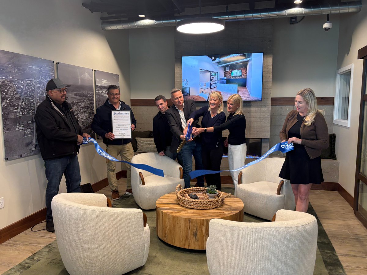 RushCompanies's tweet photo. Fryar Flats Apartments is now leasing in Sumner!

Rush Commercial Construction is proud to have partnered with Dobler Management Company &amp; Casey + DeChant Architects on this six-story mixed-use community featuring 128 apartment homes.

Explore Fryar Flats: https://t.co/67cjjZf7vj https://t.co/EKMJ6tkV8w