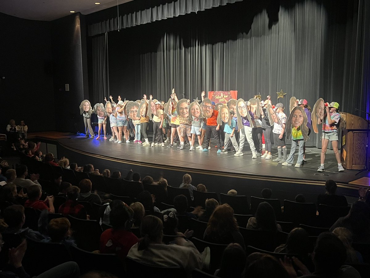 NEadvantage's tweet photo. Tip of the cap to the Wood River fifth-grade for giving us one of the highlights of the year on the final day of school! 😂 https://t.co/1Pb3I5iq8J