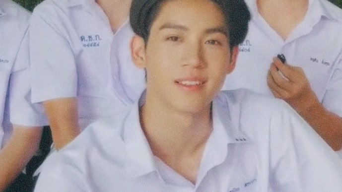 j7Q30i's tweet photo. เขาว่า โก๋ 2 — คณิณ ศิริธารา เป็นตัวท็อป ด.ธ.ก. ว่ะ

#Almondbabybigboy #WhenOrangesFall https://t.co/rvAum3b448