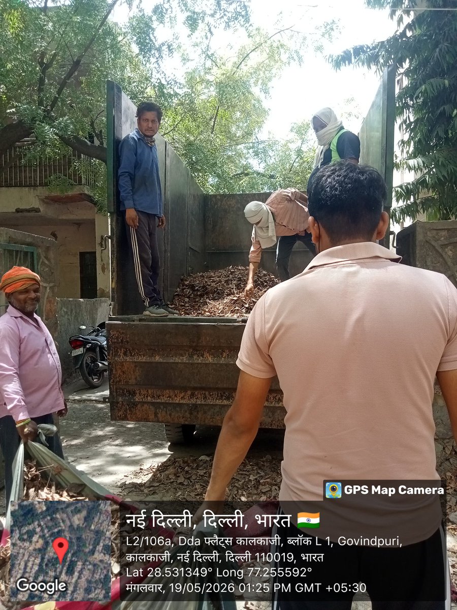 ashuthakuraap's tweet photo. वार्ड 171 के L2 सेंट्रल पार्क में उद्यान विभाग द्वारा हॉर्टिकल्चर वेस्ट उठाने एवं पार्कों की नियमित सफाई का कार्य लगातार जारी है।
स्वच्छ, सुंदर और व्यवस्थित वार्ड बनाने हेतु नगर निगम पूरी जिम्मेदारी के साथ कार्य कर रहा है।
@AamAadmiParty @AAPDelhi @Saurabh_MLAgk https://t.co/lqY11sphAW