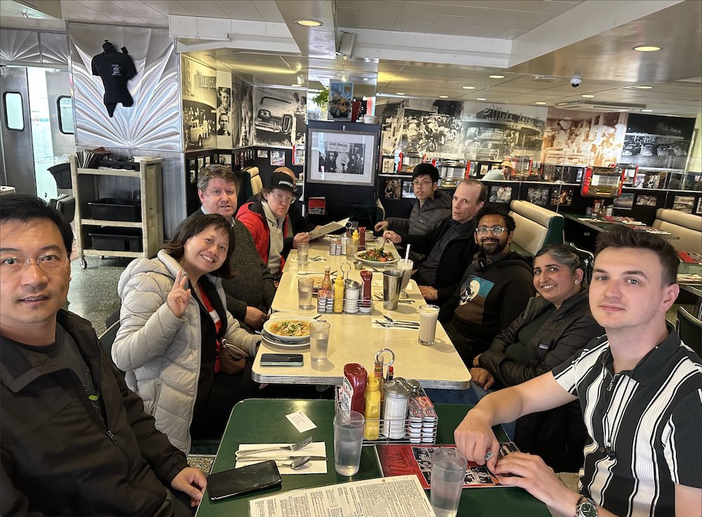 Danny26053's tweet photo. Kicked off our very first in-person climate mixer in San Francisco during Climate Week.

Bringing people together offline for the first time created a different kind of energy—real conversations around what people actually care about, not just what’s trending. https://t.co/bngxzfCiao