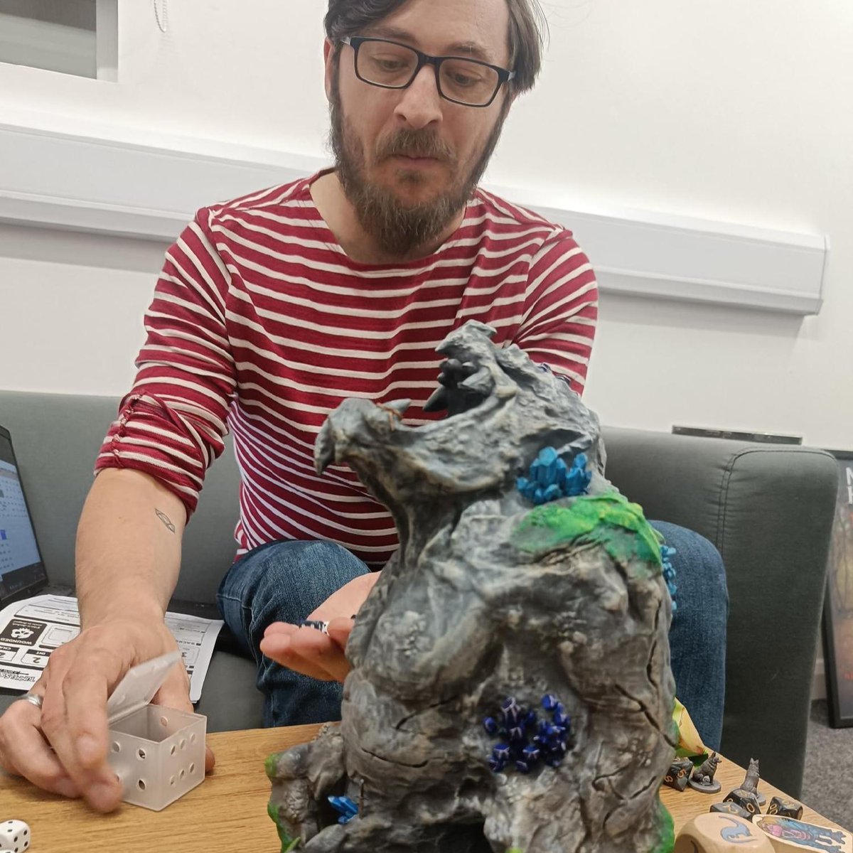 Reb_Unplugged's tweet photo. A fresh Tunnels & Trolls: A New Age is afoot! We have a new adventure, just in time for UKGE next week. So swing by and join us at the booth (3A-502) as we explore deeper beneath the Rusty Bucket to discover What Stirs Beneath Market Tharnley...

Who's joining us?

🧙 https://t.co/S1M3GUixVg 🧌