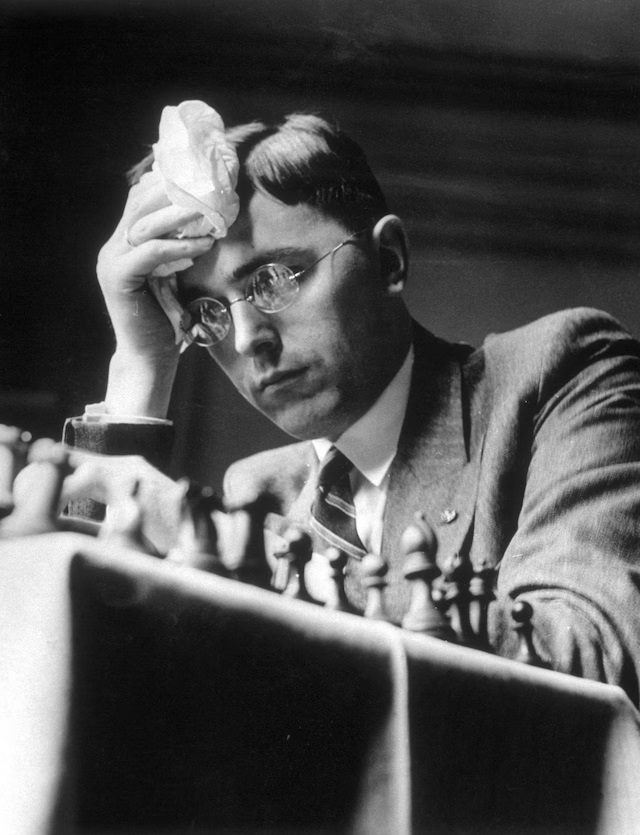 dgriffinchess's tweet photo. Born 125 years ago today in Amsterdam - the 5th World Champion, Max Euwe (1901-1981).
Pictured here in play at Nottingam, 1936.
(📷: Hulton Archive.) #chess https://t.co/757IAngHmQ