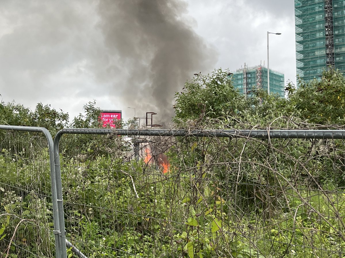 avds's tweet photo. @nationalrailenq well done to @LondonFire for extinguishing the fire so quickly

not easy for them to get into Stable Way - I saw them dragging hoses in from the top of the road https://t.co/XF26YCVXrU