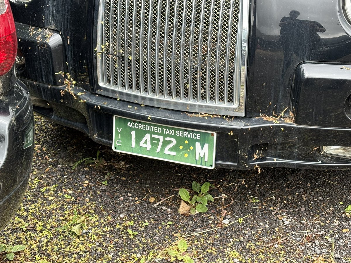 AdamWellerComms's tweet photo. I came across an odd sight today: Over a dozen London black cabs, that had previously been in Melbourne, Australia. 

I was informed that they are being converted into EVs, and shipped to Dubai. What a strange life-cycle they have had to this point. https://t.co/eNKZ7XzTw1